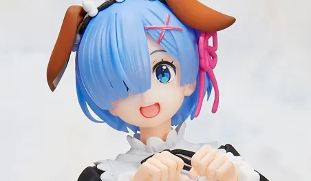 Re:Zero: Rem viste adorables accesorios caninos para una figura