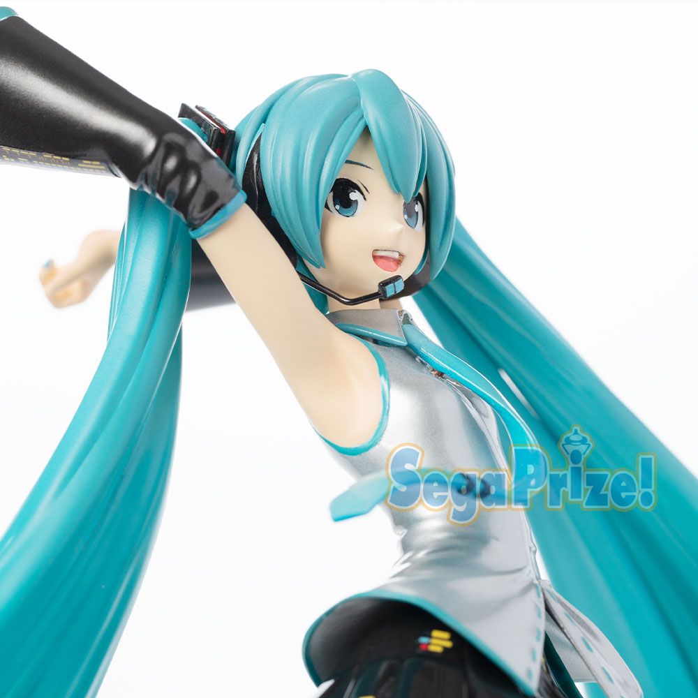 6640_item03