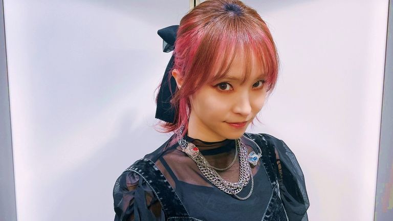 El sencillo 'Homura' de LiSA domina por décima semana consecutiva en descargas