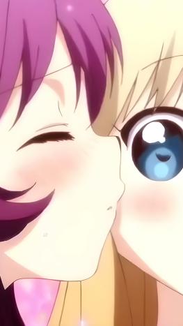 Fan logra ingresar doujinshis de YuruYuri a China tras minuciosa revisión