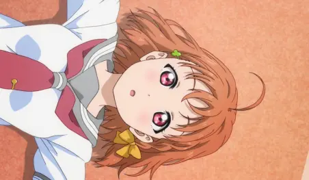 Un póster de Chika Takami de la serie Love Live! Sunshine!! es removido por una polémica