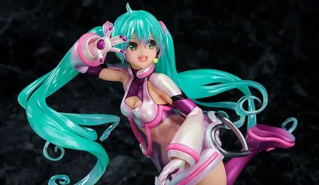 Hatsune Miku inspira una figura a escala diseñada por el ilustrador de To Love-Ru