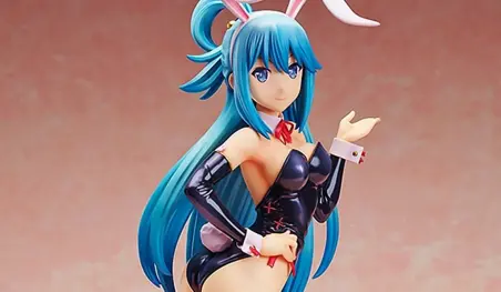 KonoSuba!: Aqua se viste de conejita en una figura a escala