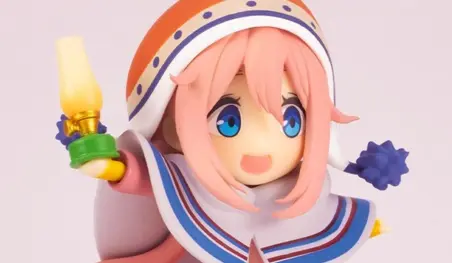 Yuru Camp: Nadeshiko inspira una pequeña figura