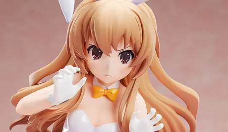 Toradora!: Taiga se viste de conejita para una sensual figura