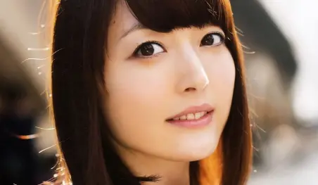 La popular actriz de voz Kana Hanazawa abre su canal de YouTube