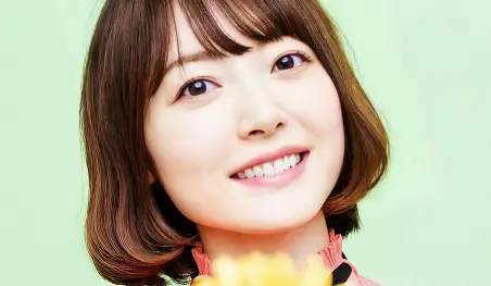 La popular actriz de voz Kana Hanazawa cambia de sello discográfico