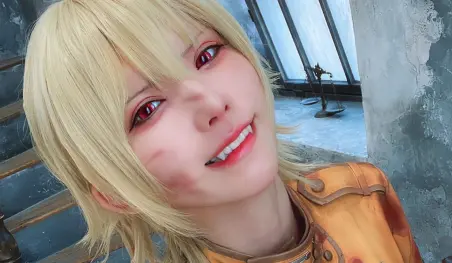Hellsing tuvo una colaboración con la cosplayer Enako