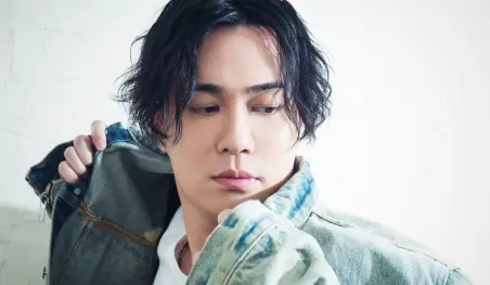 Tatsuhisa Suzuki, la voz de Anos, ofreció su renuncia al anime Ultraman