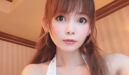 El video en traje de baño de Shoko Nakagawa acumula millones de reproducciones