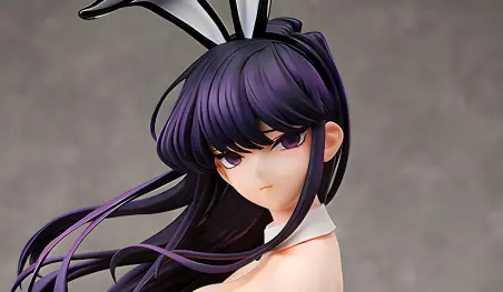 Komi-san se viste de conejita para una fabulosa figura