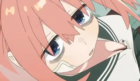 Un cartel de Komaro de Seitokai ni mo Ana wa Aru! genera indignación en Tokio
