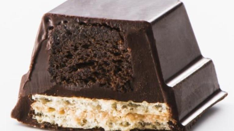 Nestlé Japón lanza un nuevo Kit Kat con centro especial de pastel de chocolate