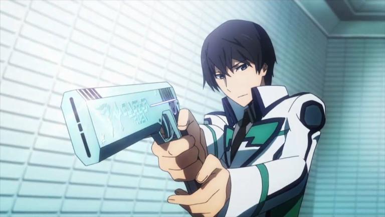 Tatsuya Shiba de Mahouka Koukou no Rettousei ayuda a las fuerzas armadas a reclutar