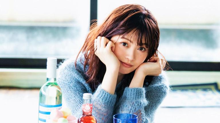 La cantante Konomi Suzuki transmitió un concierto en vivo