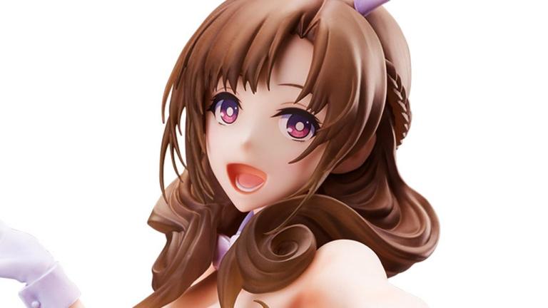 Okaasan Online: Mamako se viste de conejita en una sensual figura