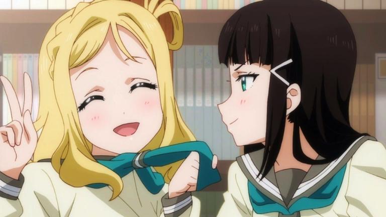 Love Live! Sunshine!!: Un hombre es arrestado por vender camisetas de imitación