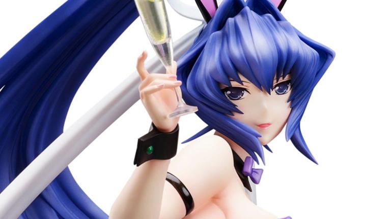 Muv-Luv Alternative: Meiya Mitsurugi se viste de conejita para una sensual figura