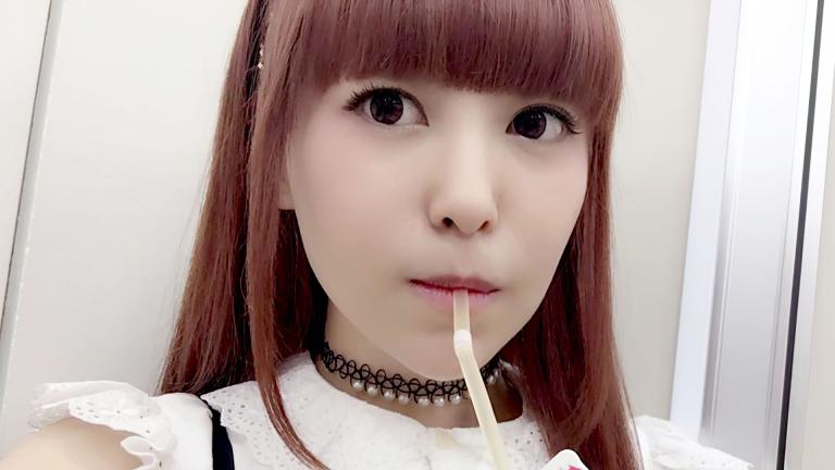 La cantante Maon Kurosaki es hospitalizada de emergencia tras concierto