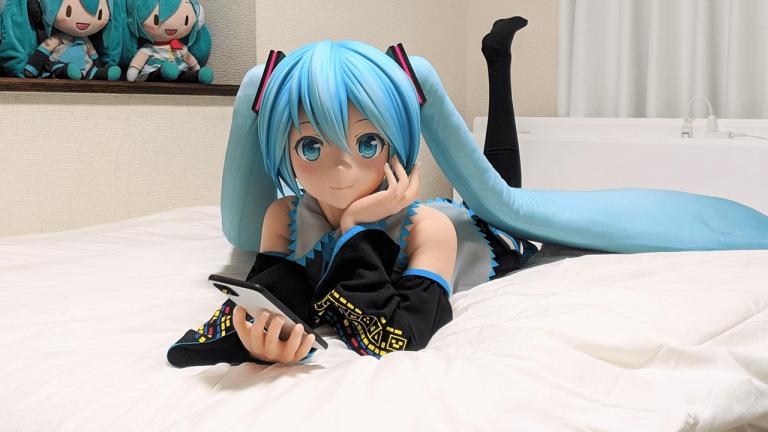 El 'esposo' de Hatsune Miku enfrenta un obstáculo en su relación